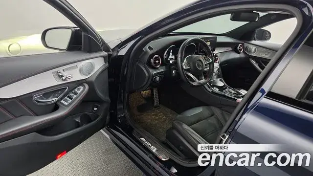 Mercedes-Benz C-Class 2018 — Фото 10/20