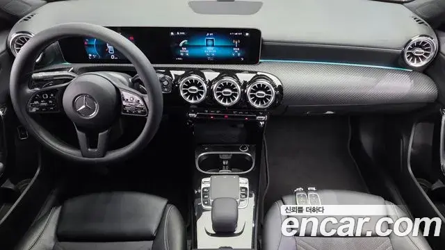 Mercedes-Benz A-Class 2020 — Фото 7/20