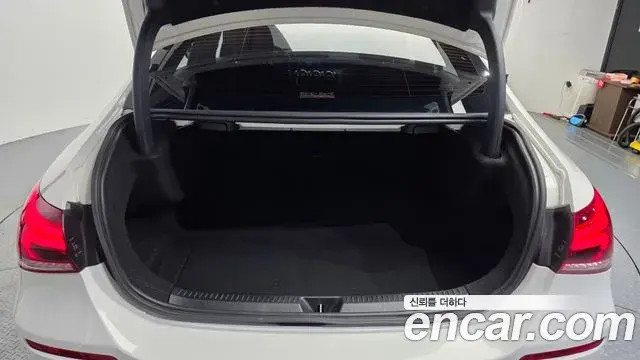 Mercedes-Benz A-Class 2020 — Фото 20/20