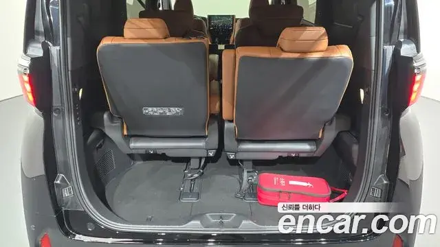 Toyota Alphard 2025 — Фото 16/20