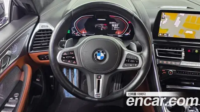 BMW 8 Series 2022 — Şəkil 13/20
