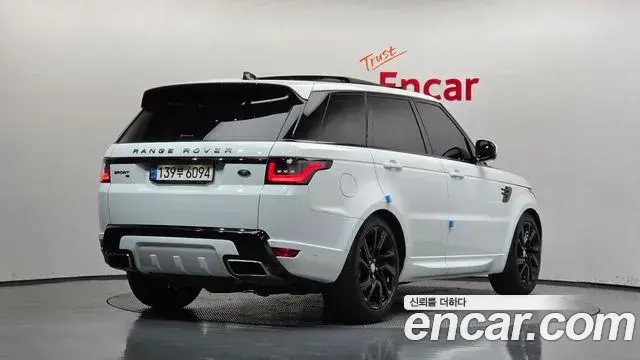 Land Rover Range Rover Sport 2020 — Фото 2/20