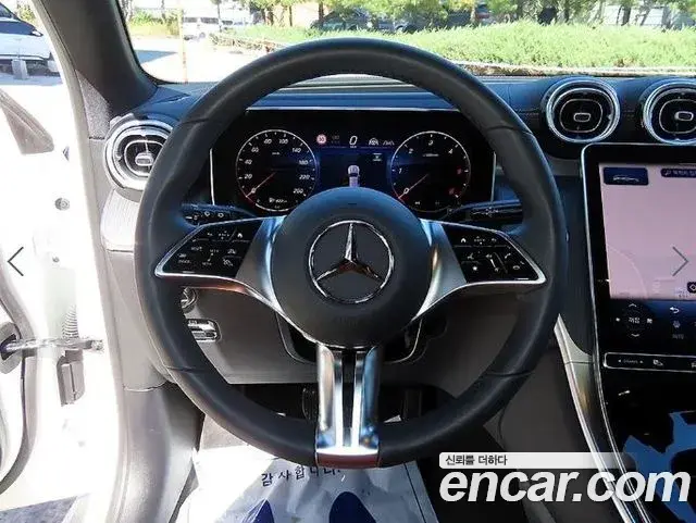Mercedes-Benz GLC-Class 2026 — Фото 9/20