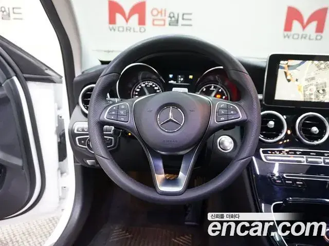 Mercedes-Benz C-Class 2018 — Şəkil 1/20