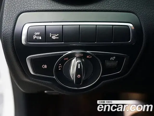 Mercedes-Benz C-Class 2018 — Şəkil 2/20