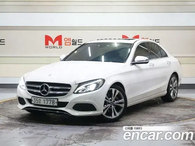 Mercedes-Benz C-Class 2018 — Şəkil 12/20