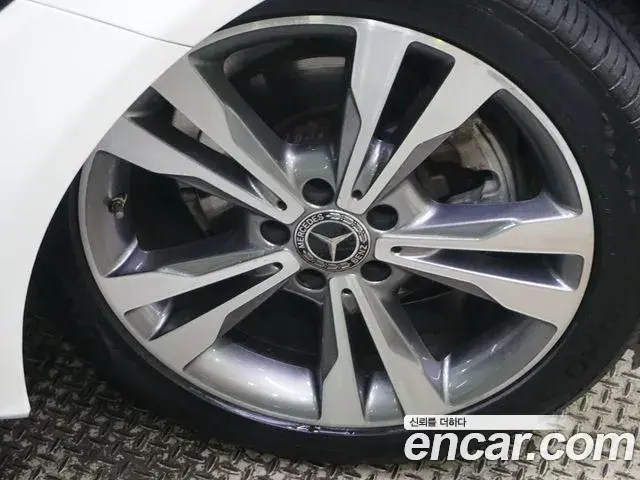 Mercedes-Benz C-Class 2018 — Şəkil 3/20
