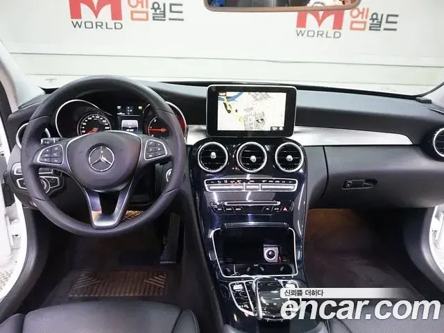 Mercedes-Benz C-Class 2018 — Şəkil 15/20