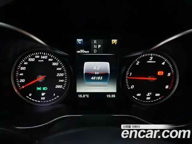 Mercedes-Benz C-Class 2018 — Şəkil 17/20