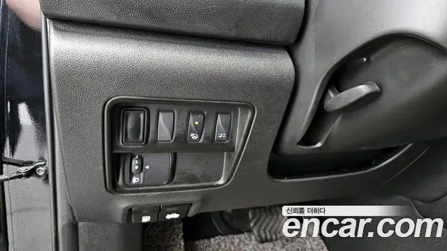 Renault Samsung QM6 2020 — ფოტო 11/20