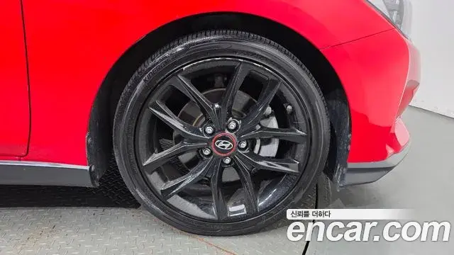 Hyundai Veloster 2018 — Şəkil 6/20
