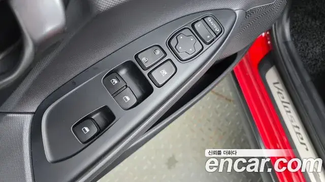 Hyundai Veloster 2018 — Şəkil 12/20