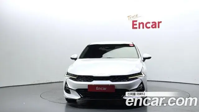 Kia K5 2022 — Şəkil 14/20
