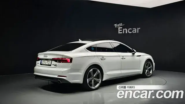 Audi A5 2019 — Şəkil 9/20