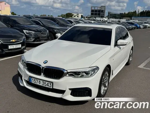 BMW 5 Series 2020 — Фото 1/17
