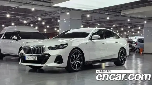 BMW 5 Series 2025 — Şəkil 15/15