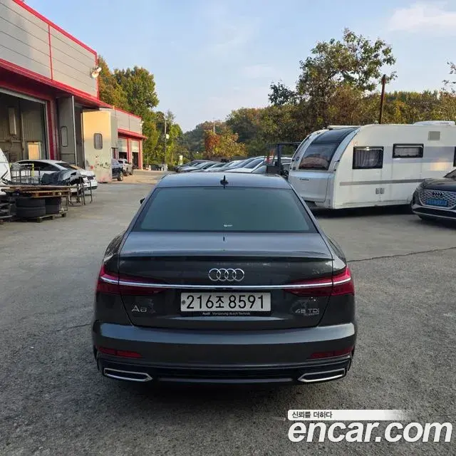 Audi A6 2021 — Photo 4/18