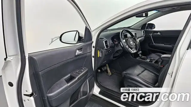 Kia Sportage The Bold 2020 — Фото 10/20