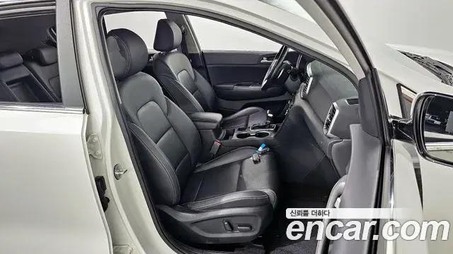Kia Sportage The Bold 2020 — Фото 12/20