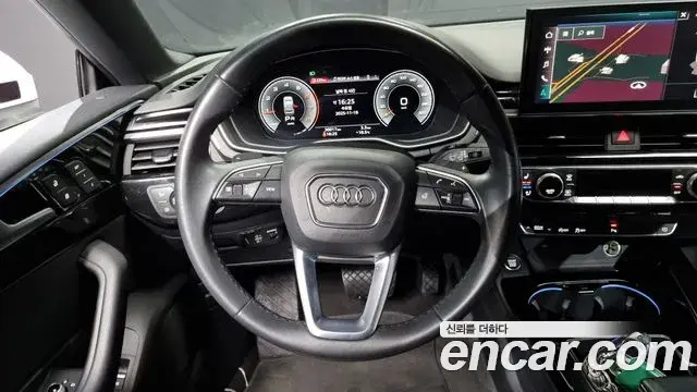 Audi A5 2021 — Фото 13/20
