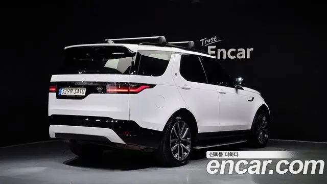 Land Rover Discovery 5 2021 — ფოტო 19/20