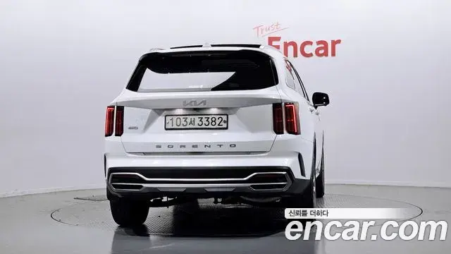 Kia Sorento 2021 — ფოტო 18/20