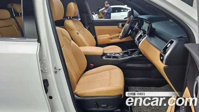 Kia Sorento 2021 — ფოტო 13/20
