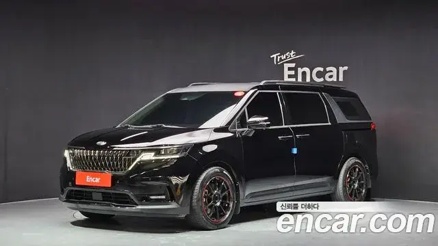 Kia Carnival 2021 — ფოტო 7/20