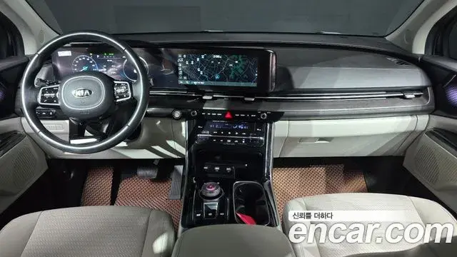 Kia Carnival 2021 — ფოტო 5/20