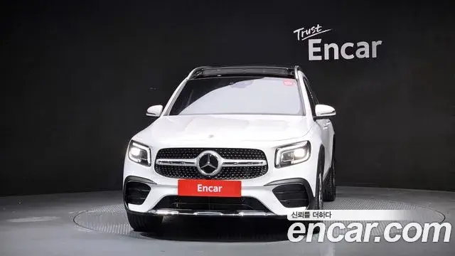 Mercedes-Benz GLB-Class 2022 — ფოტო 11/20