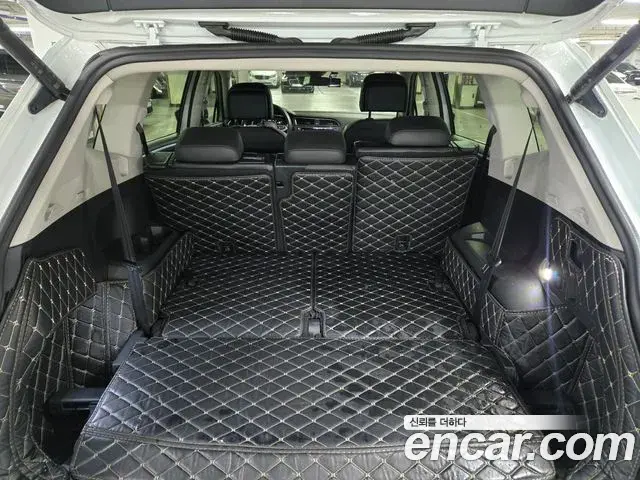 Volkswagen Tiguan Allspace 2022 — Şəkil 13/20