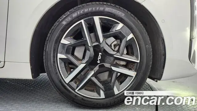 Kia K8 2024 — Şəkil 15/20