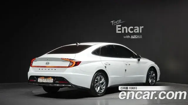 Hyundai Sonata 2022 — Фото 2/20