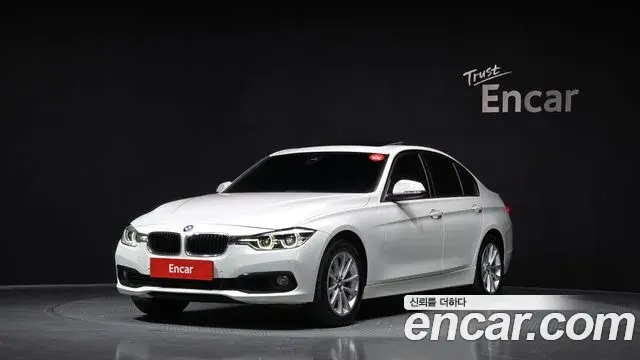 BMW 3 Series 2018 — Şəkil 8/20
