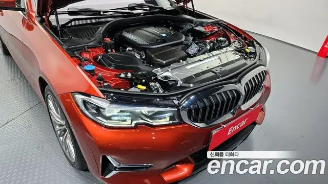 BMW 3 Series 2021 — Şəkil 14/20