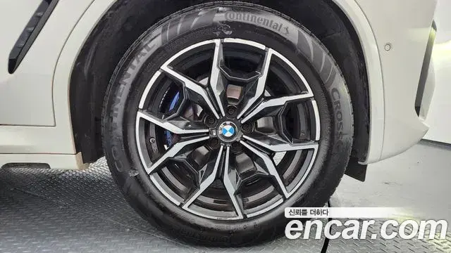 BMW X4 2022 — Şəkil 1/20