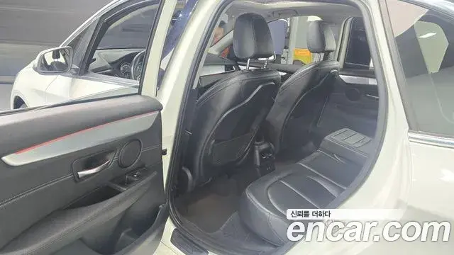 BMW 2 Series Active Tourer 2019 — Şəkil 6/20