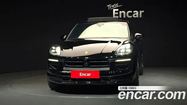 Porsche Macan 2023 — Şəkil 9/20