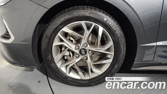 Hyundai Sonata Hybrid 2021 — Şəkil 13/20