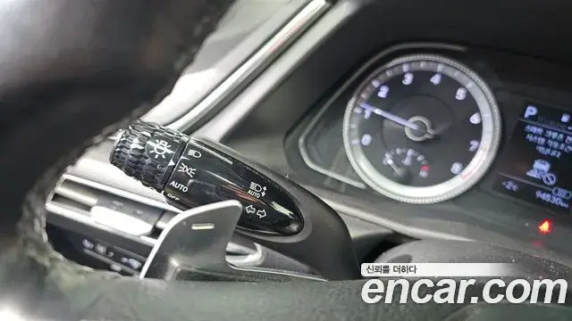 Hyundai Sonata Hybrid 2021 — Şəkil 11/20