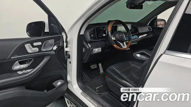 Mercedes-Benz GLS-Class 2020 — Şəkil 8/20