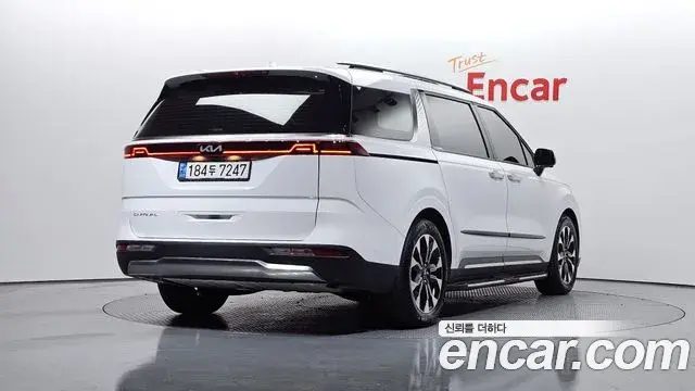 Kia Carnival 2022 — Фото 2/20