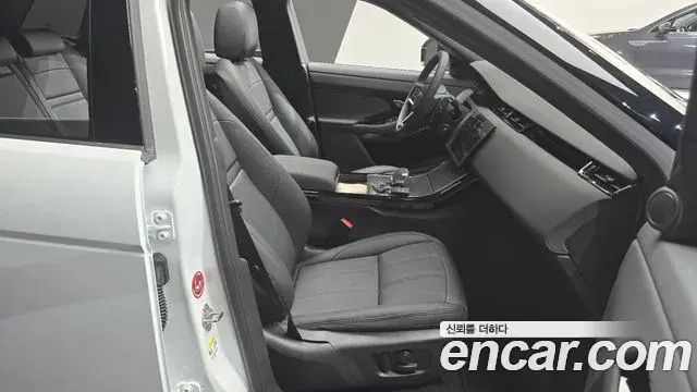 Land Rover Range Rover Evoque 2025 — Фото 10/20