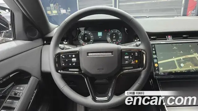 Land Rover Range Rover Evoque 2025 — Фото 14/20
