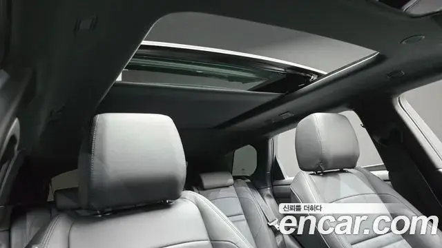 Land Rover Range Rover Evoque 2025 — Фото 19/20