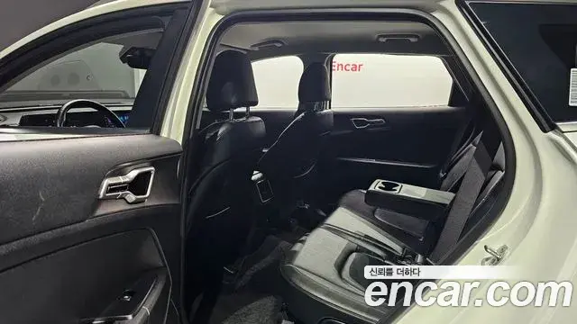 Kia Sportage 2022 — Şəkil 14/20