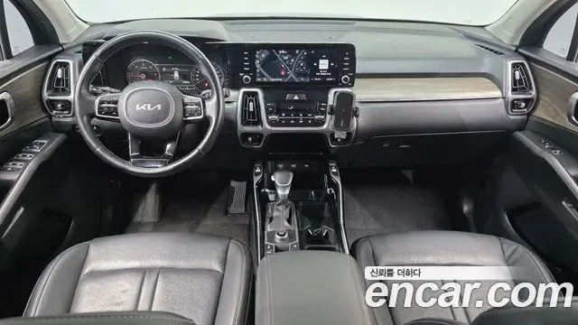 Kia Sorento 2021 — ფოტო 2/20