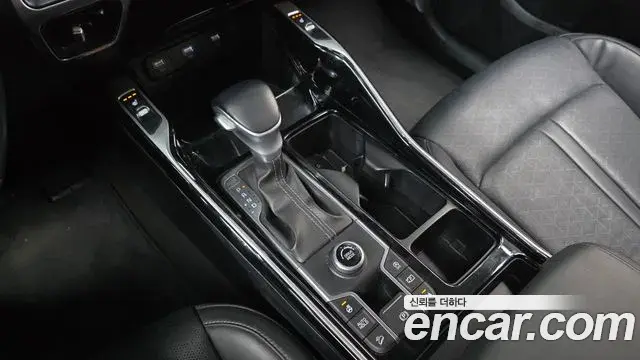 Kia Sorento 2021 — ფოტო 5/20