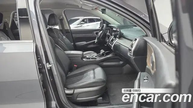 Kia Sorento 2021 — ფოტო 18/20