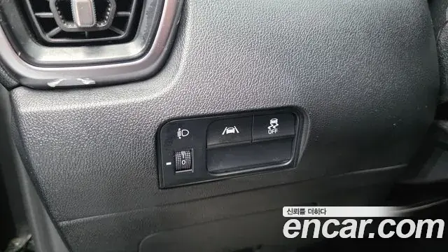 Kia Sorento 2021 — ფოტო 17/20